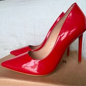 Steve Madden red patent leather stiletto heels